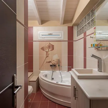 Panoramic View!penthouse 120qm Of Sea & Mountain *